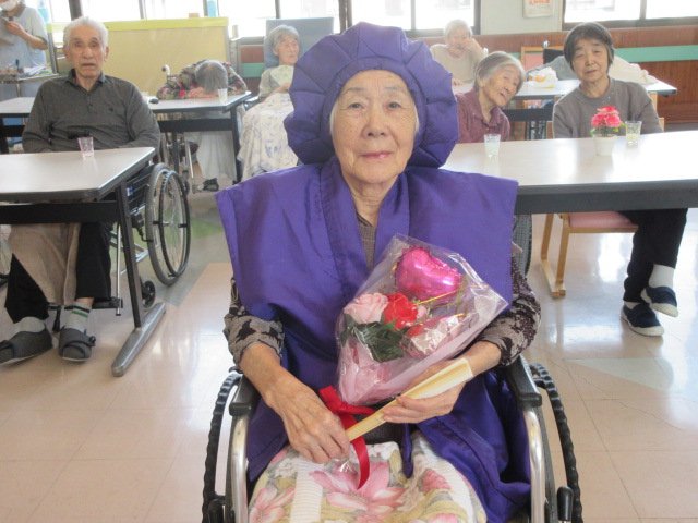 4月誕生会🌸白神荘